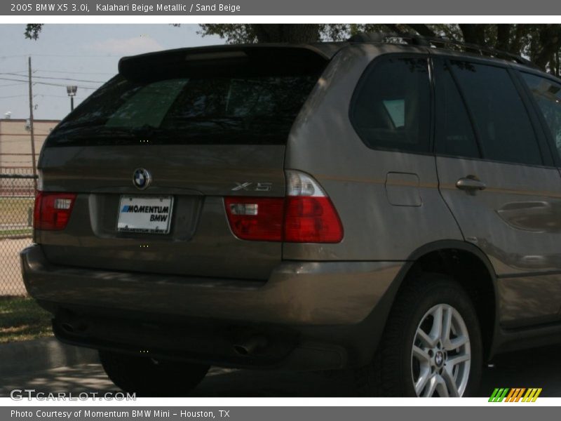 Kalahari Beige Metallic / Sand Beige 2005 BMW X5 3.0i