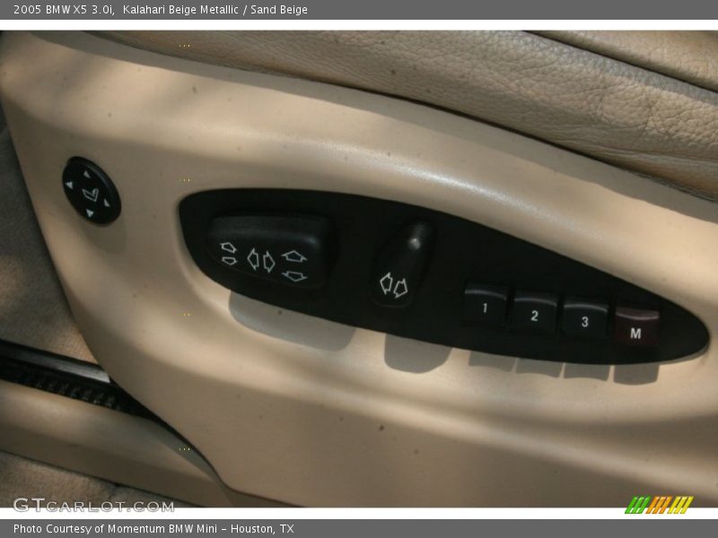 Kalahari Beige Metallic / Sand Beige 2005 BMW X5 3.0i