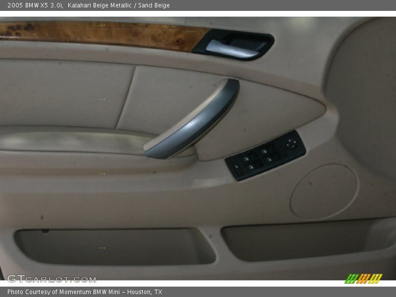 Kalahari Beige Metallic / Sand Beige 2005 BMW X5 3.0i