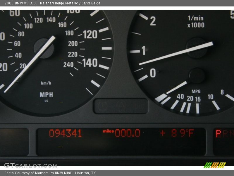Kalahari Beige Metallic / Sand Beige 2005 BMW X5 3.0i