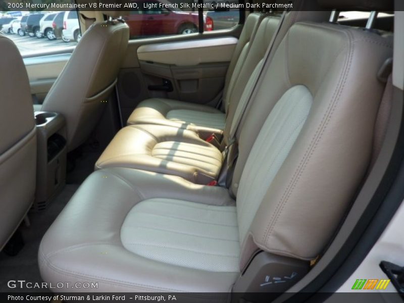 Light French Silk Metallic / Medium Dark Parchment 2005 Mercury Mountaineer V8 Premier AWD