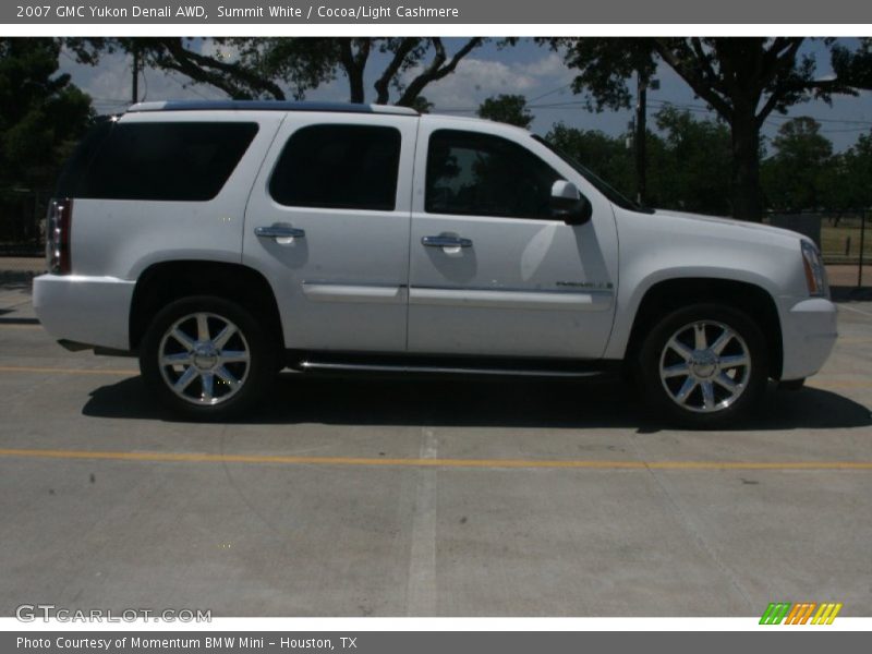 Summit White / Cocoa/Light Cashmere 2007 GMC Yukon Denali AWD