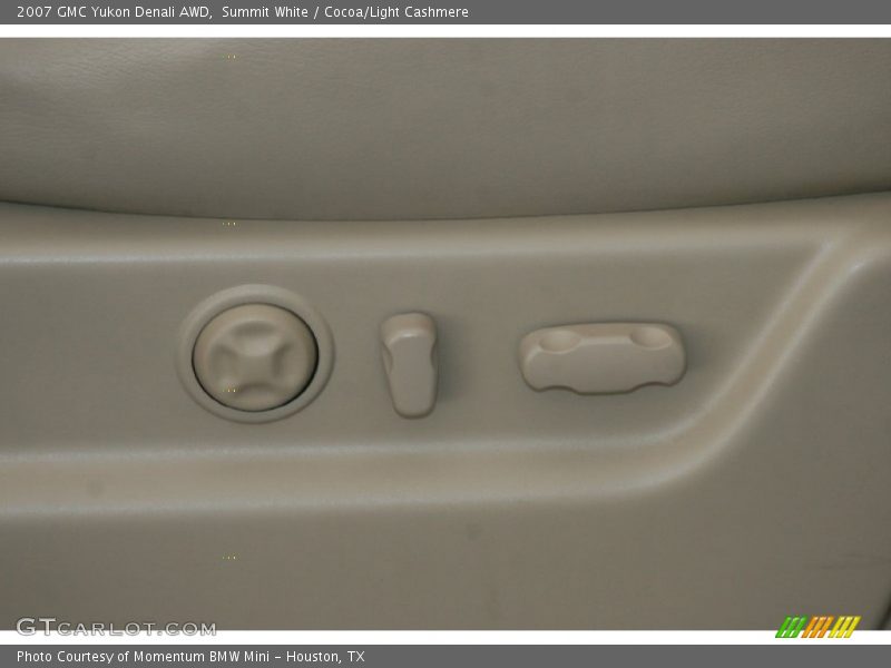 Summit White / Cocoa/Light Cashmere 2007 GMC Yukon Denali AWD