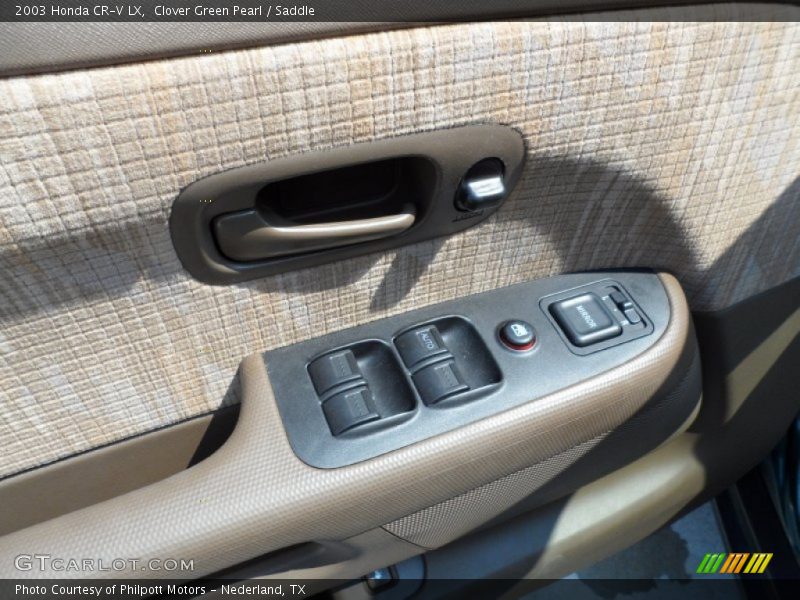 Controls of 2003 CR-V LX