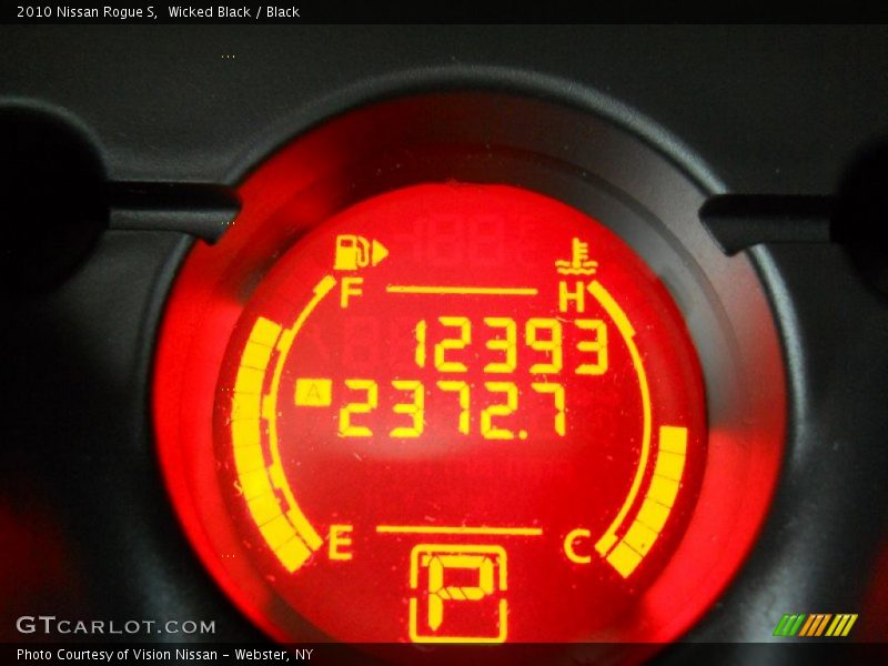 Wicked Black / Black 2010 Nissan Rogue S