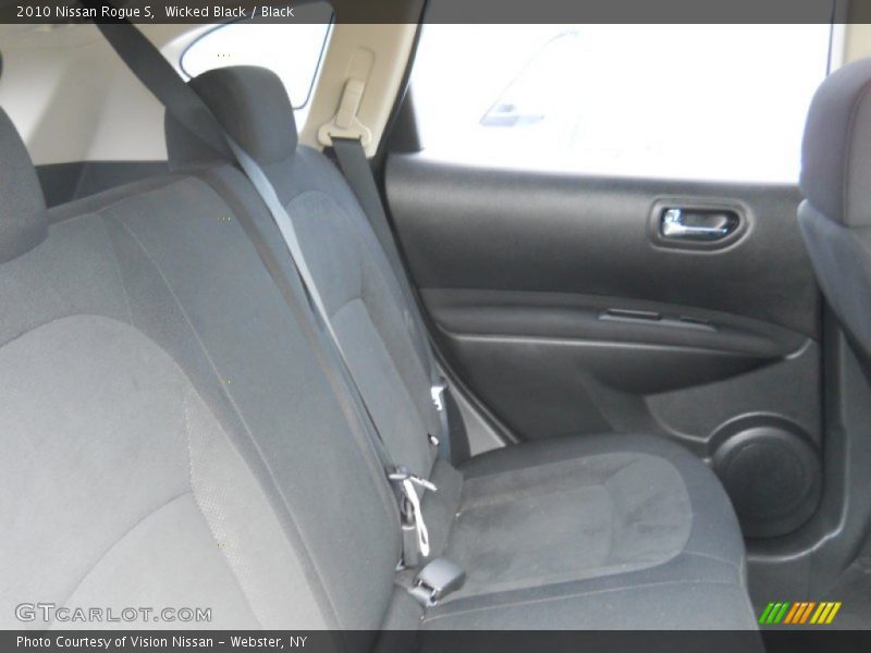 Wicked Black / Black 2010 Nissan Rogue S