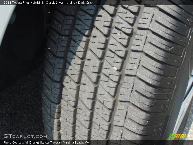 Classic Silver Metallic / Dark Gray 2011 Toyota Prius Hybrid III