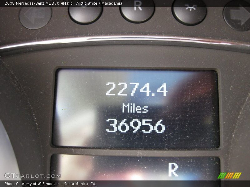 Arctic White / Macadamia 2008 Mercedes-Benz ML 350 4Matic