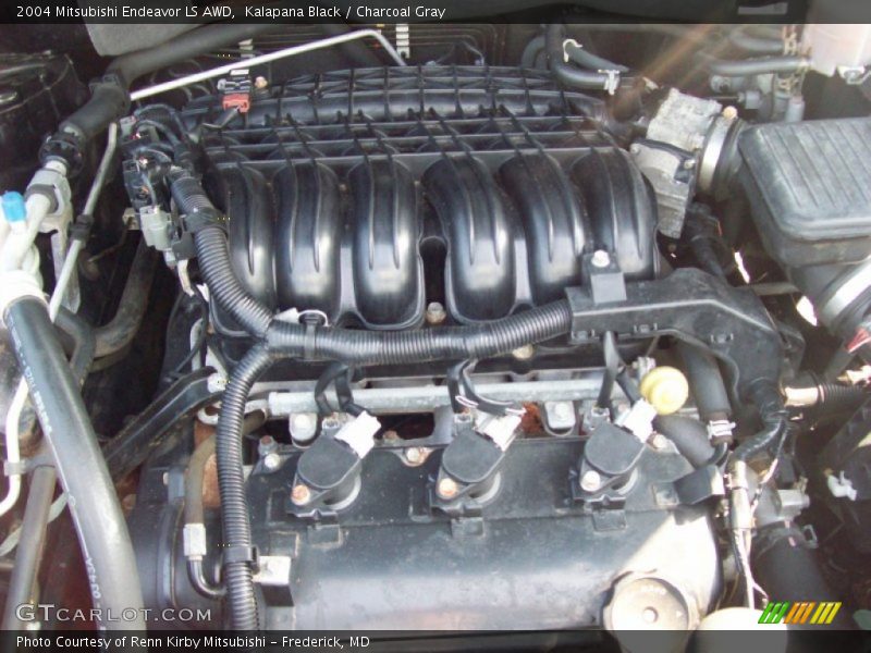 Kalapana Black / Charcoal Gray 2004 Mitsubishi Endeavor LS AWD