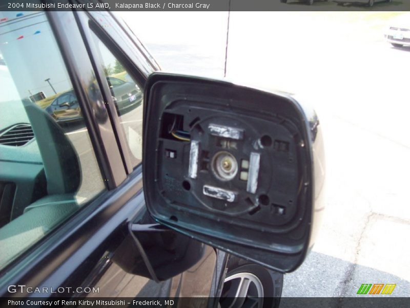 Kalapana Black / Charcoal Gray 2004 Mitsubishi Endeavor LS AWD