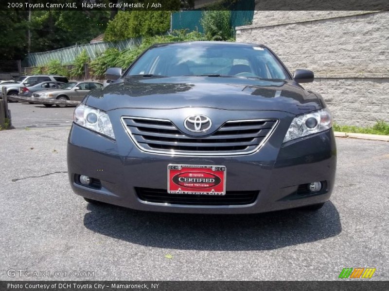 Magnetic Gray Metallic / Ash 2009 Toyota Camry XLE
