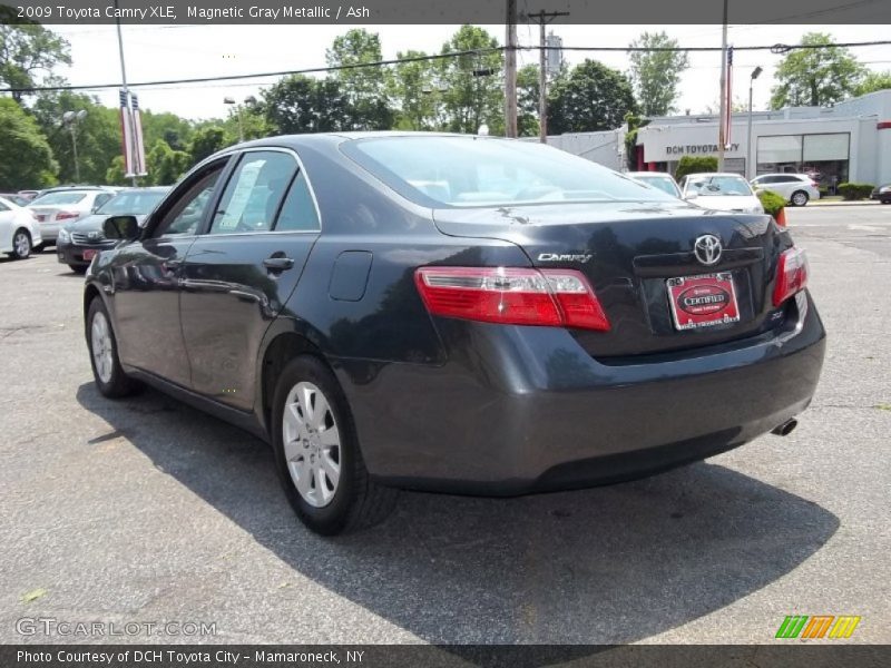 Magnetic Gray Metallic / Ash 2009 Toyota Camry XLE