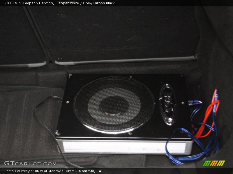 Pepper White / Grey/Carbon Black 2010 Mini Cooper S Hardtop