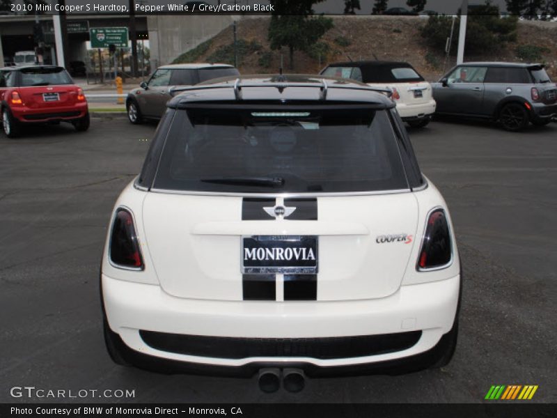 Pepper White / Grey/Carbon Black 2010 Mini Cooper S Hardtop