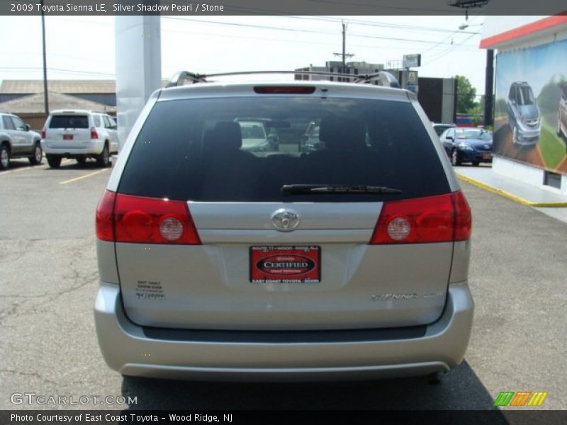 Silver Shadow Pearl / Stone 2009 Toyota Sienna LE