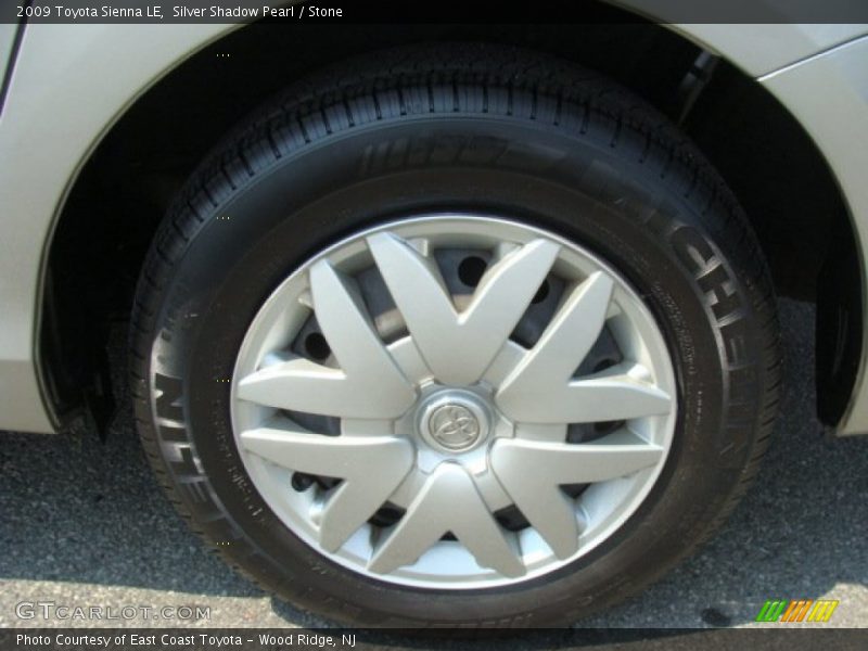 Silver Shadow Pearl / Stone 2009 Toyota Sienna LE