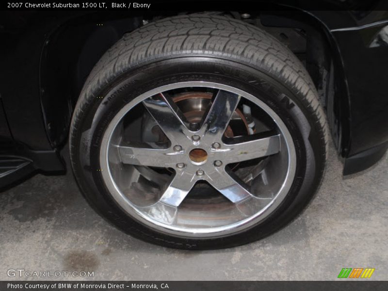 Custom Wheels of 2007 Suburban 1500 LT