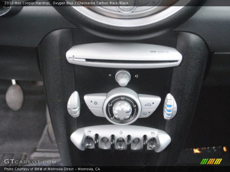 Oxygen Blue / Checkered Carbon Black/Black 2010 Mini Cooper Hardtop