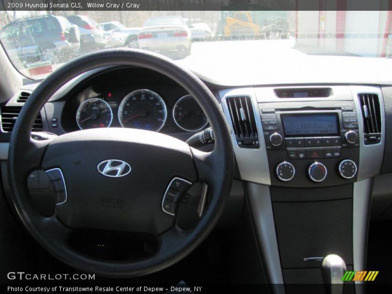 Willow Gray / Gray 2009 Hyundai Sonata GLS