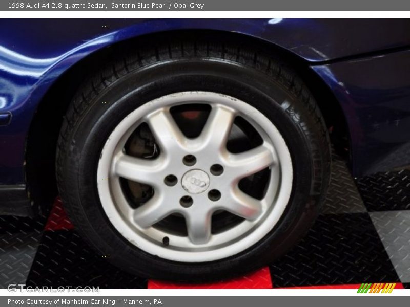  1998 A4 2.8 quattro Sedan Wheel