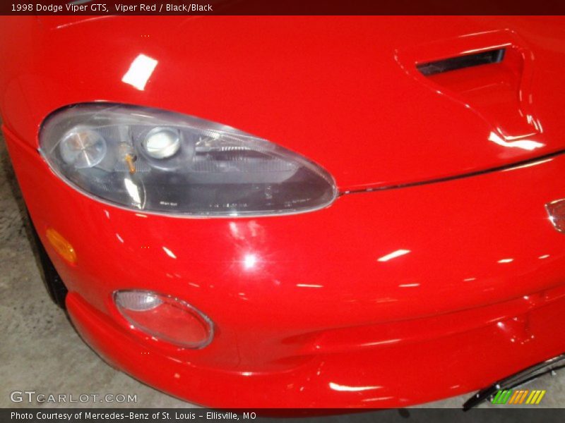 Viper Red / Black/Black 1998 Dodge Viper GTS