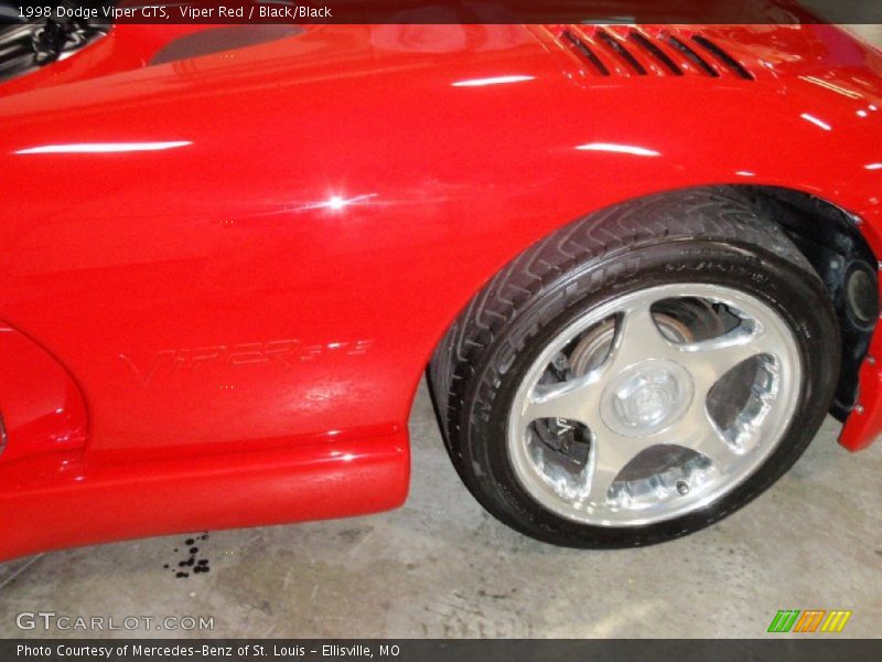 Viper Red / Black/Black 1998 Dodge Viper GTS