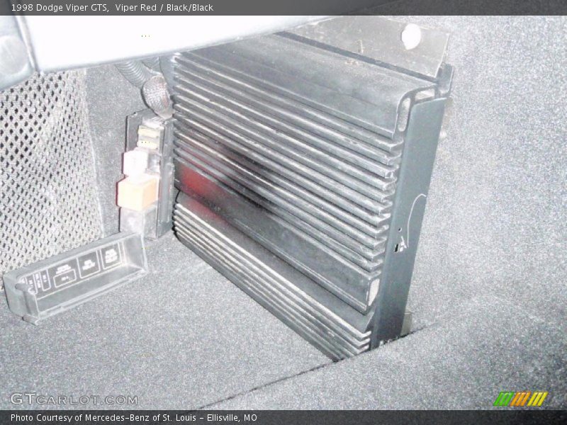 Viper Red / Black/Black 1998 Dodge Viper GTS