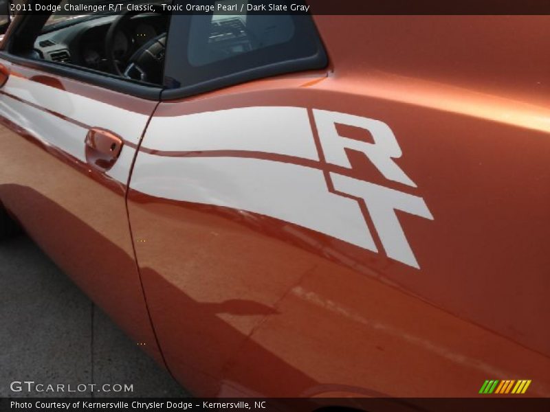 Toxic Orange Pearl / Dark Slate Gray 2011 Dodge Challenger R/T Classic