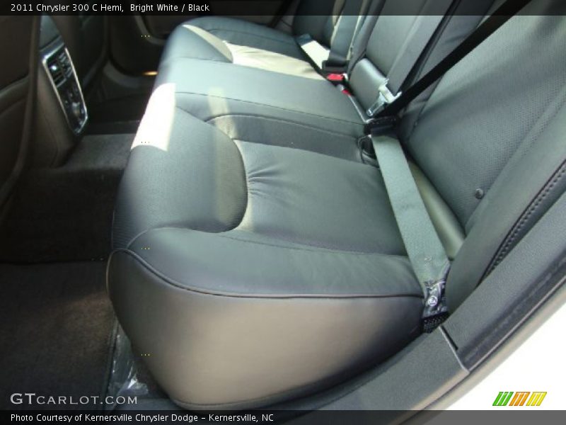 Bright White / Black 2011 Chrysler 300 C Hemi