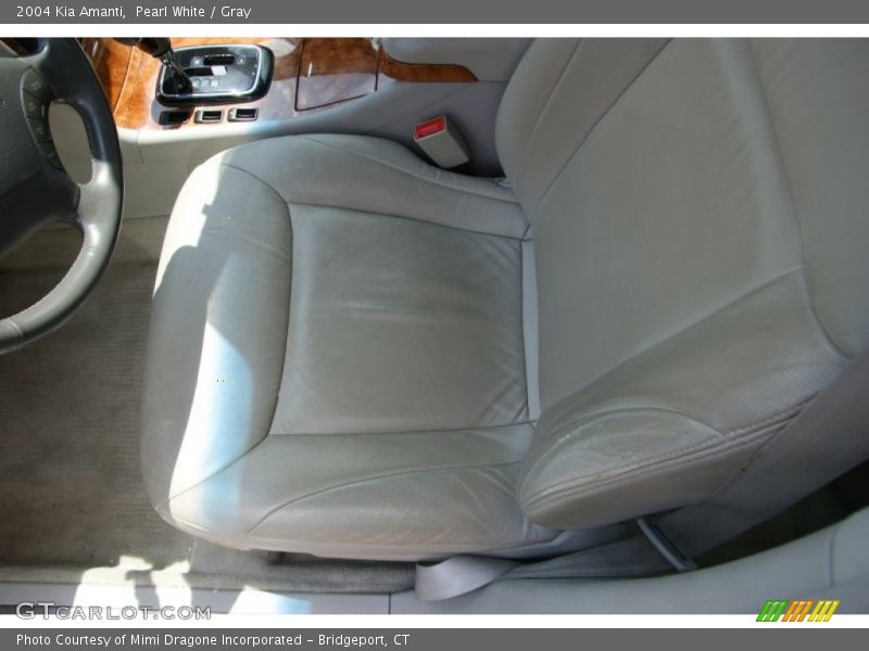 Pearl White / Gray 2004 Kia Amanti