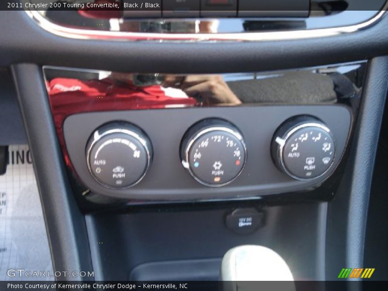 Black / Black 2011 Chrysler 200 Touring Convertible