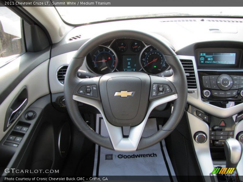 Summit White / Medium Titanium 2011 Chevrolet Cruze LT