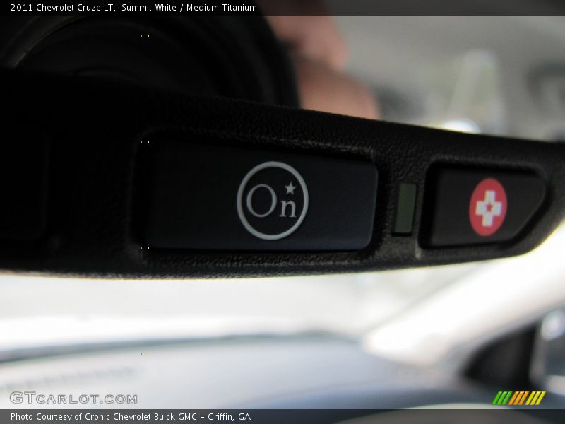 Summit White / Medium Titanium 2011 Chevrolet Cruze LT
