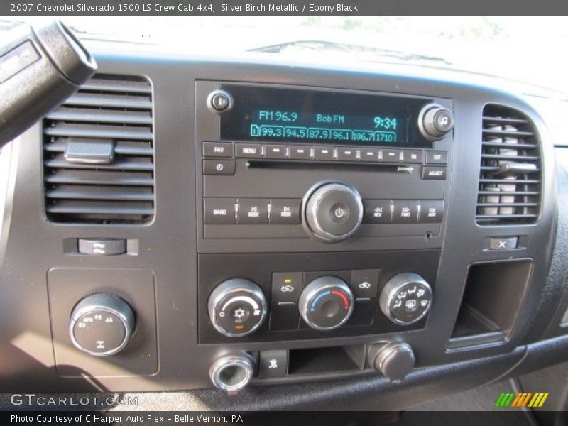 Silver Birch Metallic / Ebony Black 2007 Chevrolet Silverado 1500 LS Crew Cab 4x4