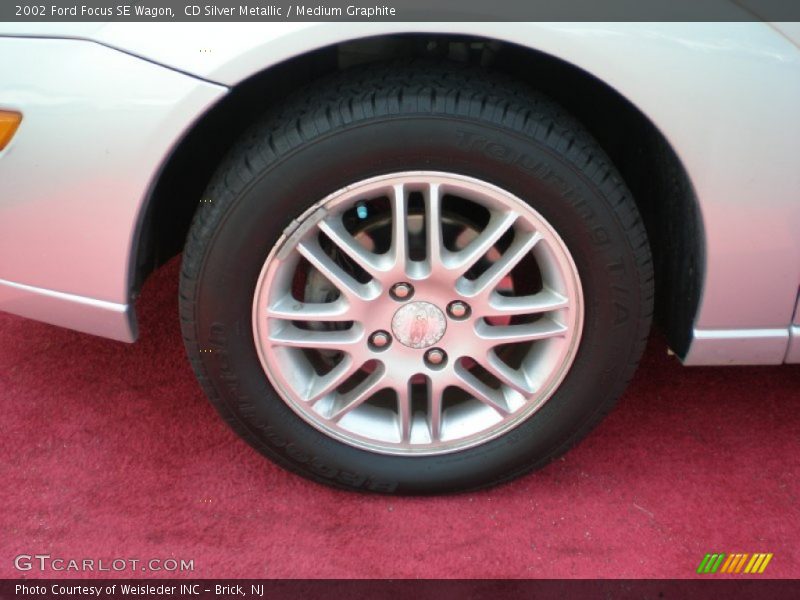  2002 Focus SE Wagon Wheel