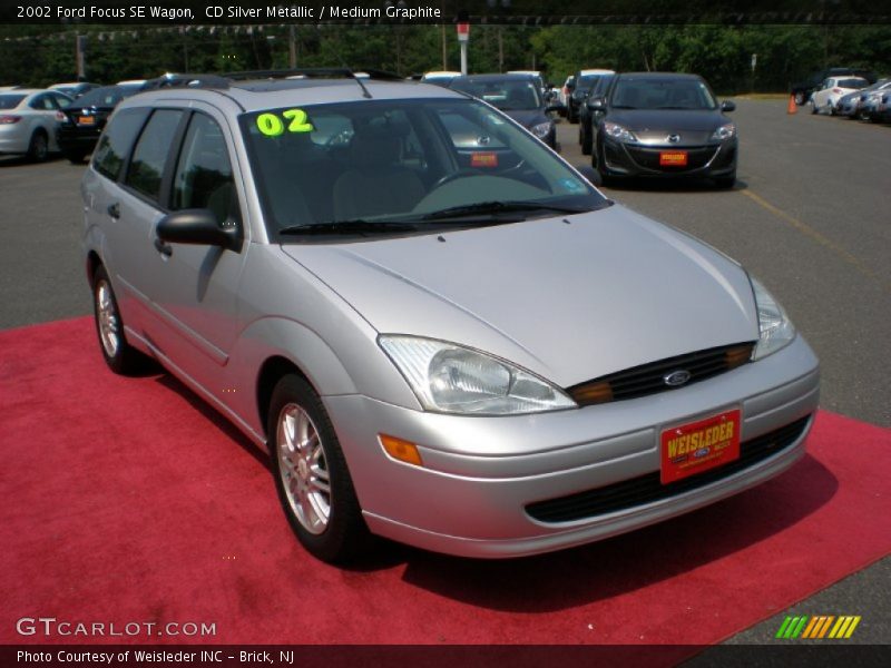 CD Silver Metallic / Medium Graphite 2002 Ford Focus SE Wagon