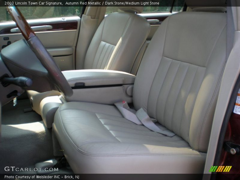 Autumn Red Metallic / Dark Stone/Medium Light Stone 2003 Lincoln Town Car Signature