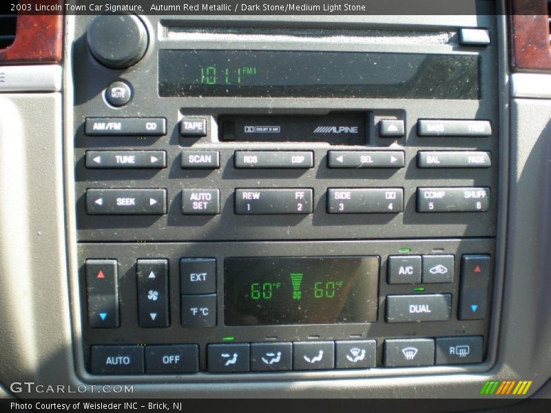 Autumn Red Metallic / Dark Stone/Medium Light Stone 2003 Lincoln Town Car Signature