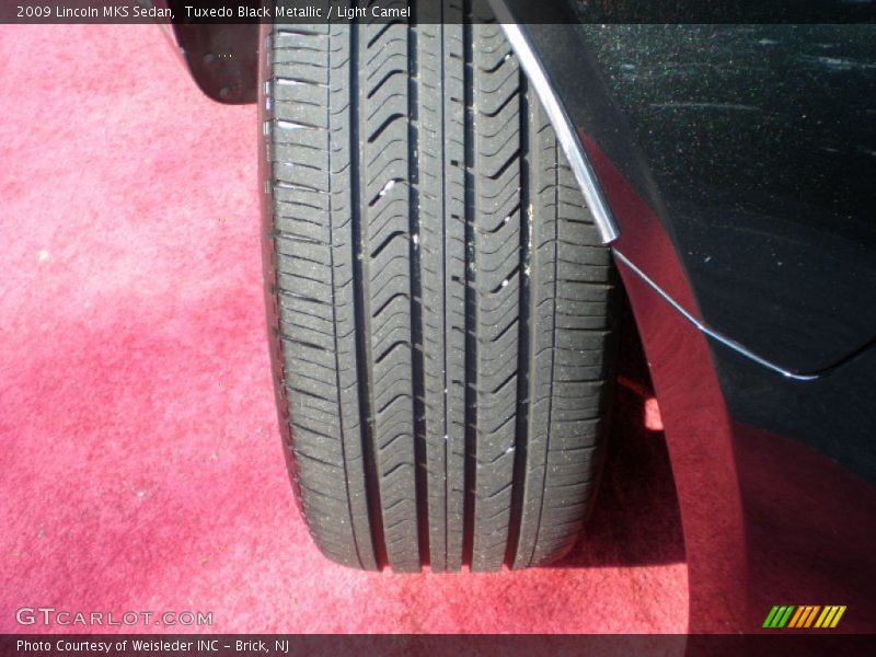 Tuxedo Black Metallic / Light Camel 2009 Lincoln MKS Sedan