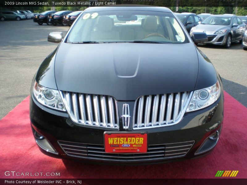 Tuxedo Black Metallic / Light Camel 2009 Lincoln MKS Sedan