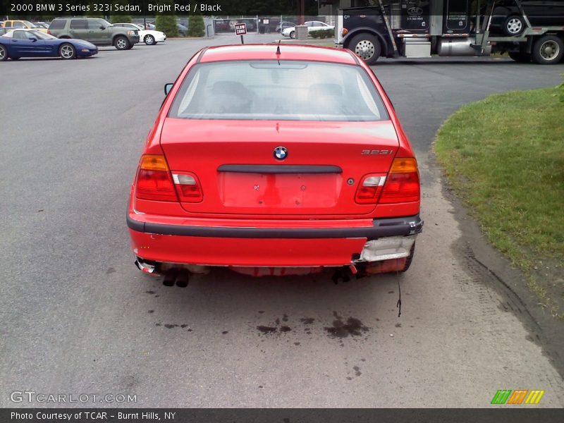 Bright Red / Black 2000 BMW 3 Series 323i Sedan