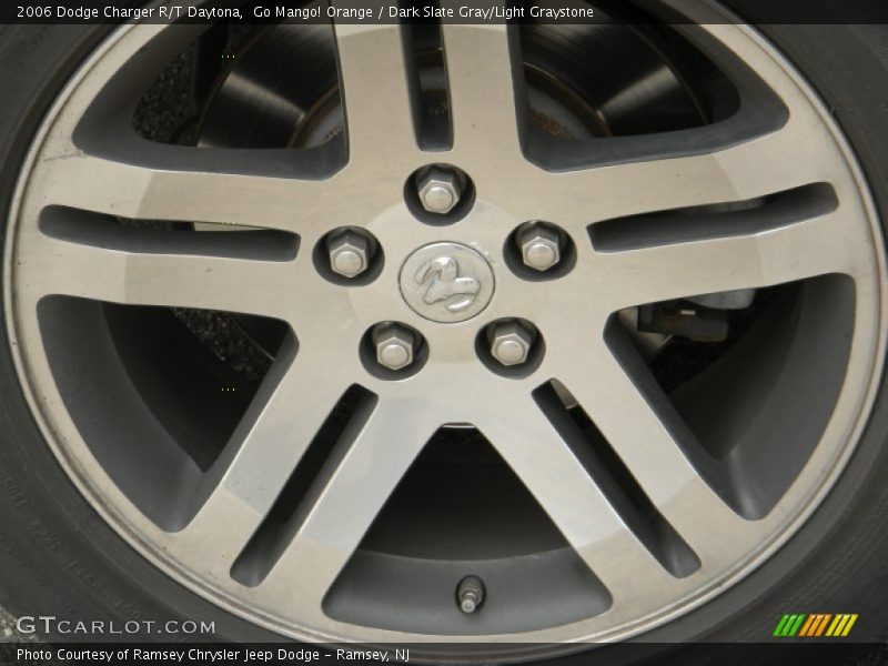 Go Mango! Orange / Dark Slate Gray/Light Graystone 2006 Dodge Charger R/T Daytona