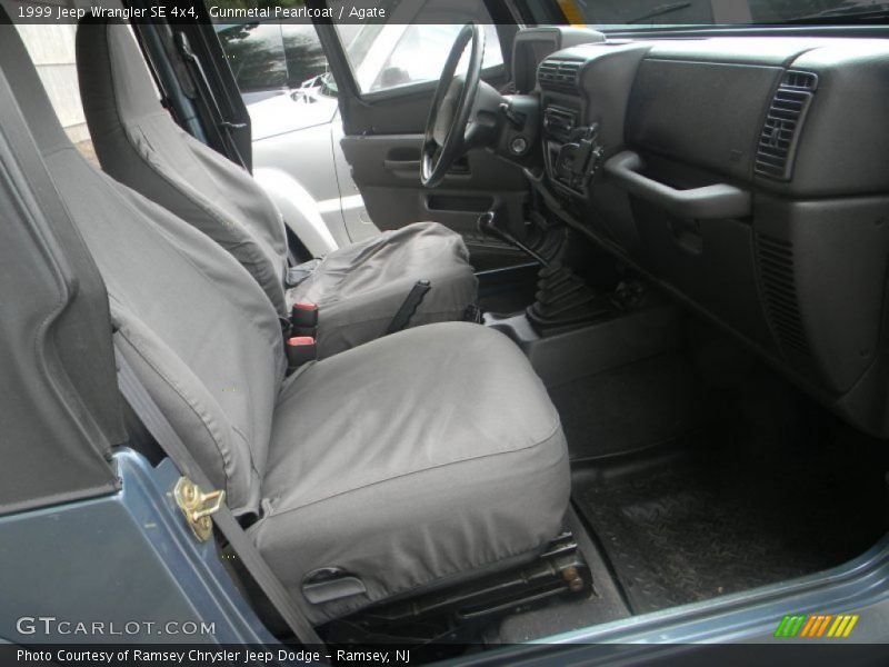 Gunmetal Pearlcoat / Agate 1999 Jeep Wrangler SE 4x4