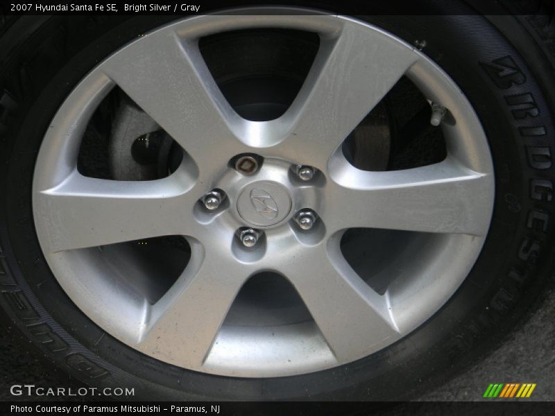 Bright Silver / Gray 2007 Hyundai Santa Fe SE
