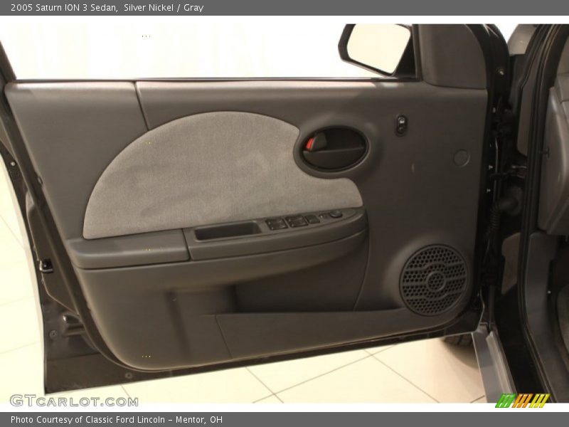 Silver Nickel / Gray 2005 Saturn ION 3 Sedan