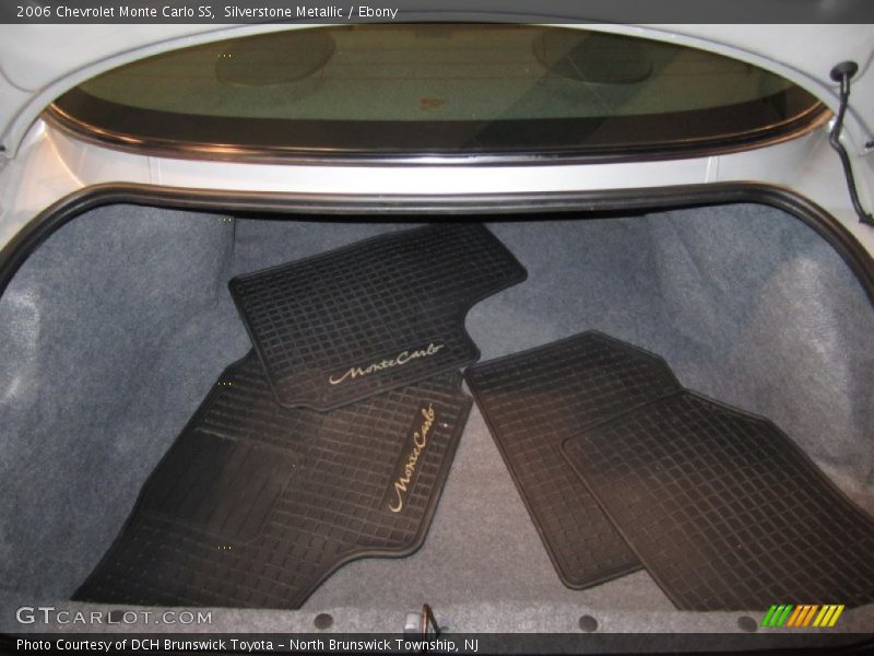  2006 Monte Carlo SS Trunk