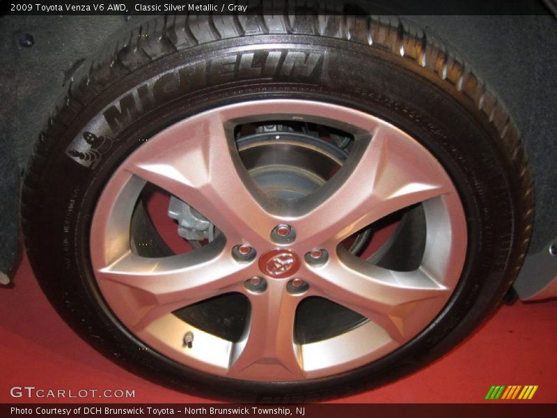 Classic Silver Metallic / Gray 2009 Toyota Venza V6 AWD