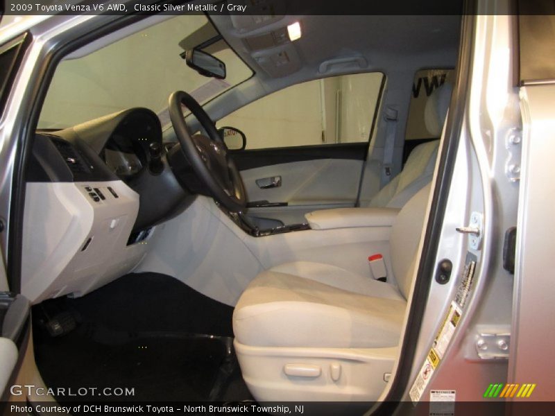 Classic Silver Metallic / Gray 2009 Toyota Venza V6 AWD