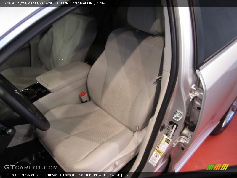 Classic Silver Metallic / Gray 2009 Toyota Venza V6 AWD