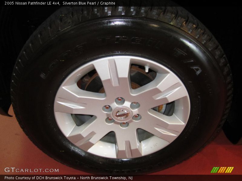 Silverton Blue Pearl / Graphite 2005 Nissan Pathfinder LE 4x4